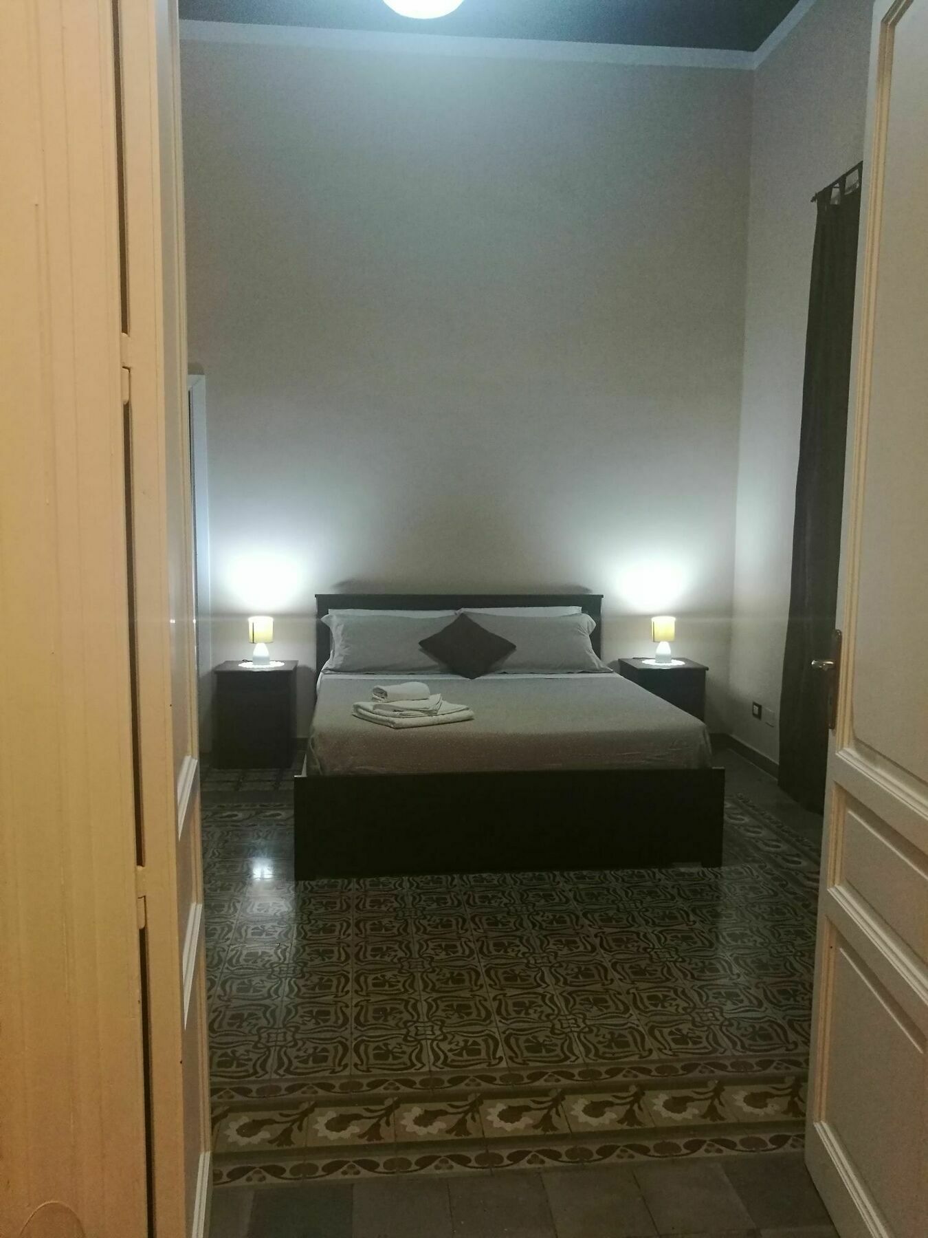 Volturno 106 Bed and Breakfast Palermo Eksteriør billede